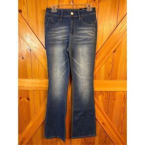FASHION NOVA BRING IT DOWN FLARE JEANS WOMENS SIZE 11  NWT (4606)